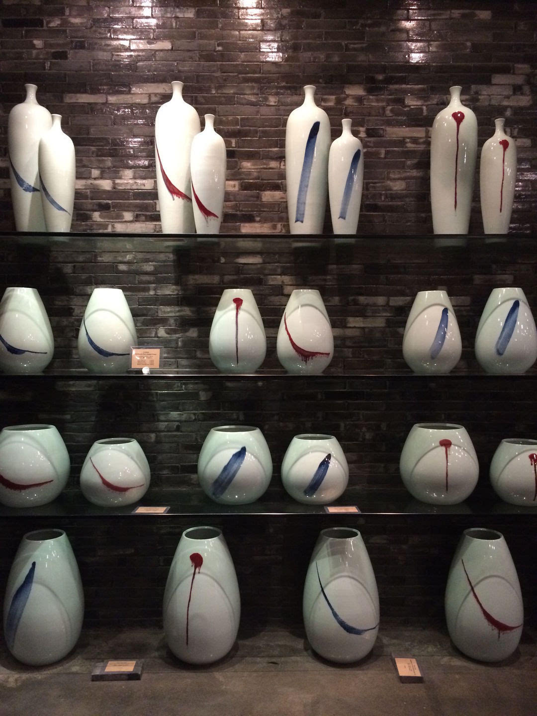 現代設計加上景德鎮的工藝,瓷器品牌 spin 卻贏得了外國客戶的心