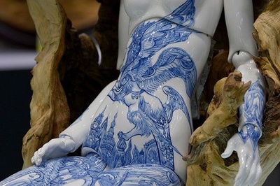 既是陶瓷又是人體 令人驚嘆不止的藝術(shù)表達(dá)